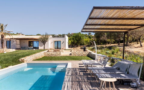 Villa Maddalena: Blå, Svømmepøl, Udvej, Liggestol, Udendørs Møbler, Eco Hotel, Chaiselong, Villa, Hotel, Udendørs Struktur