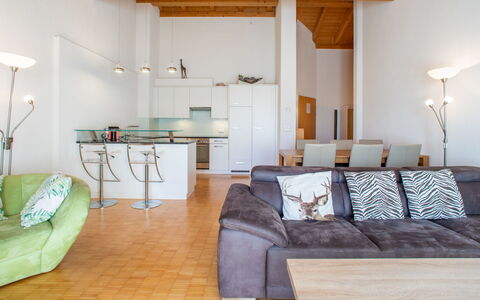 Casa Miraval: Vindue, Arkitektur, Boligområde, Hus, Hjem, Tag, Sommerhus, Indkørsel, Forstad, Stor Mellemklassebil