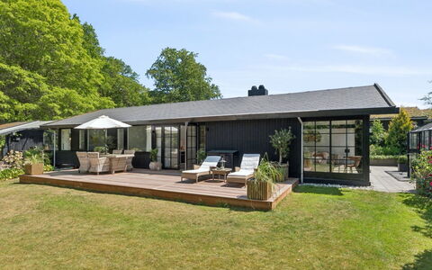 Daren - 235M from the Sea: Hjem, Tag, Hus, Busk, Sommerhus, Dør, Bunddække, Have, Estate