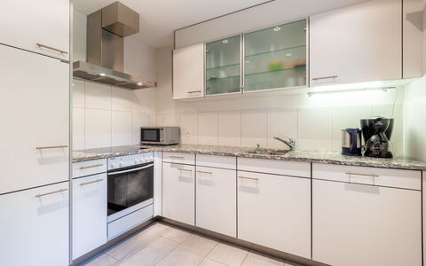 Crap Uaul: Køkken, Køkken Apparat, Countertop, Større Bandage, Cabinetry, Gulvbelægning, Indretning, Etage, Husholdningsapparat, Hjem
