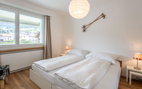 Ner B 29: Indretning, Møbel, Seng, Soveværelse, Gulvbelægning, Træ, Loft, Etage, Sengetøj, Sengetøj