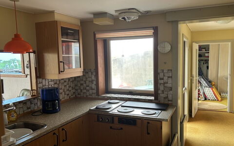 Nyyrikki - 350M from the Sea: Køkken, Træ, Køkken Apparat, Større Bandage, Countertop, Indretning, Cabinetry, Gulvbelægning, Værelse, Møbel