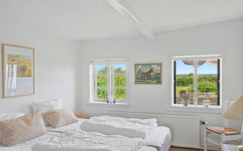 Olufdine - 350M from the Sea: Møbel, Soveværelse, Indretning, Hjem, Seng, Sengetøj, Loft, Sengetøj, Sengetøj, Pude