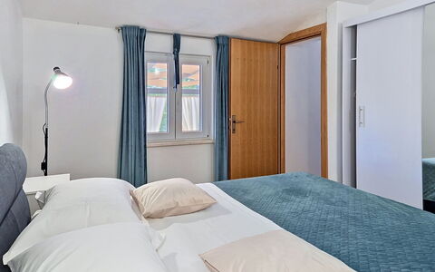 Nadalina: Indretning, Lejlighed, Altan, Hårdttræ, Bejdse, Trægulve, Gelænder, Dagslys, Hotel, Penthouselejlighed