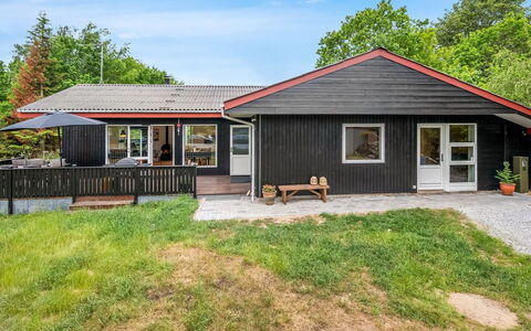 Aischa - 1.5Km from the Sea: Hus, Tag, Hjem, Sommerhus, Sidespor, Garden Bygninger, Estate, Gård, Skygge, Stuehus