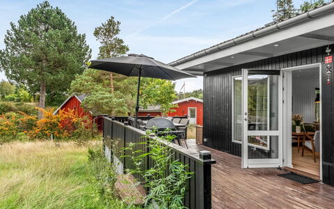 Aischa - 1.5Km from the Sea: Hus, Hjem, Tag, Busk, Sommerhus, Veranda, Sidespor, Land Lot, Have, Dæk