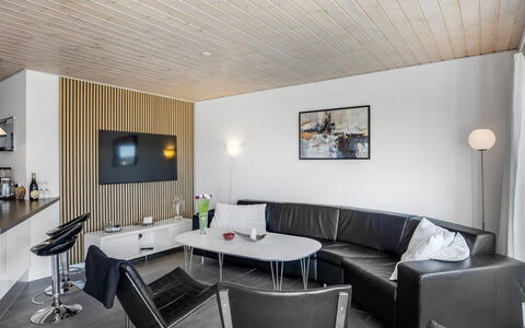Arise - 700M from the Sea: Udvej, Svømmepøl, Estate, Skygge, Landscaping, Eco Hotel, Hotel, Villa