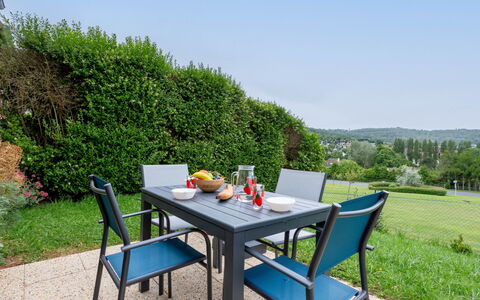 Les Ducs de Normandie: Udvej, Svømmepøl, Estate, Skygge, Landscaping, Eco Hotel, Hotel, Villa