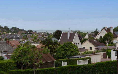 Les Ducs de Normandie: Udvej, Svømmepøl, Estate, Skygge, Landscaping, Eco Hotel, Hotel, Villa