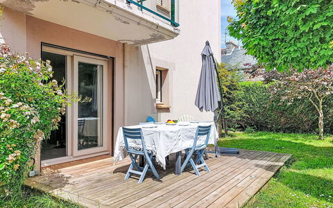 Claudel: Stol, Have, Skygge, Veranda, Udendørs Møbler, Gård, Altan, Backyard, Landscaping, Eco Hotel