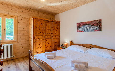 Sorico Albonico 697: Træ, Loft, Møbel, Soveværelse, Hårdttræ, Værelse, Seng, Bejdse, Bed Frame, Sengetøj