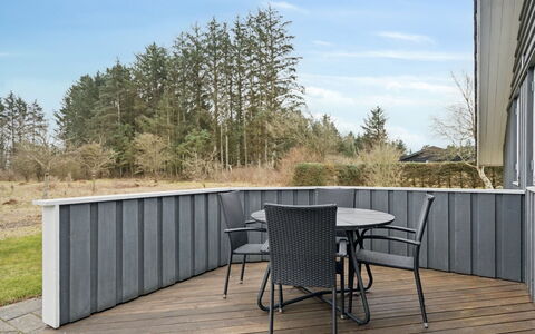 Algeth - 2.5Km from the Sea