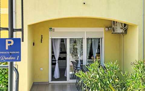 Novigrad (Istra) 142: Svømmepøl, Udvej, Hjem, Eco Hotel, Estate, Gårdhave, Villa, Gårdsplads, Design, Udendørs Møbler
