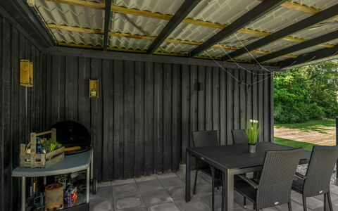 Wigman - 450M to the Fjord: Altan, Villa