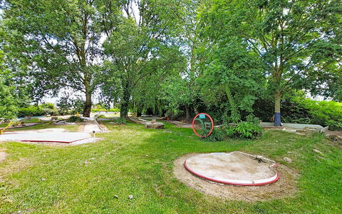 Le Kernic 1: Altan, Villa
