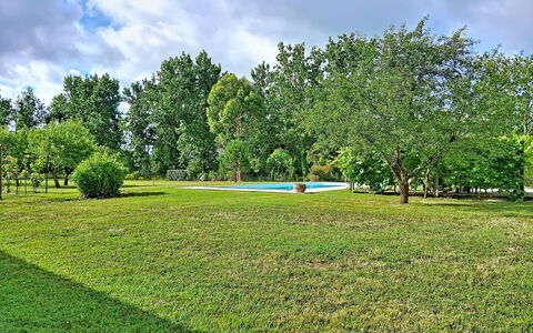 Mouleron: Altan, Villa