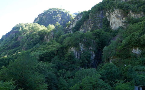 Lodrino Canyoning: Vindue, Facade, Sidespor, Sommerhus, Skydevindue, Maling, Lærk