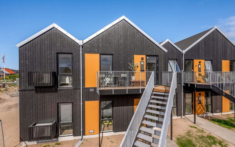 Ila - 350M from the Sea: Arkitektur, Facade, Sidespor, Trappe, Altan
