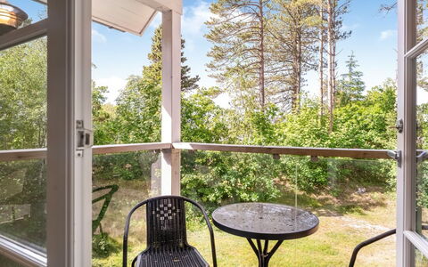 Stanko - 300M from the Sea: Indretning, Møbel, Stol, Veranda, Glas, Bejdse, Skygge, Hårdttræ, Altan, Dæk