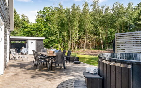 Stanko - 300M from the Sea: Træ, Hjem, Kompositmateriale, Udendørs Møbler, Dæk, Have, Sommerhus, Skygge, Backyard, Gård