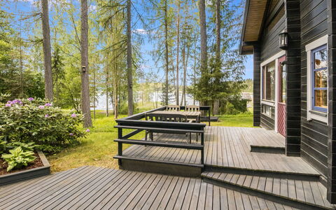Rustholli17: Træ, Trægulve, Hårdttræ, Veranda, Dæk, Planke, Hjem, Sommerhus, Sidespor, Bejdse