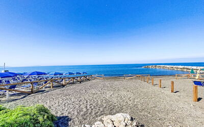 Cecina 570: Blå, Krop Af Vand, Strand, Horisont, Kyst, Hav, Sommer, Coastal Og Oceaniske Landskabsformer, Kyst, Ocean