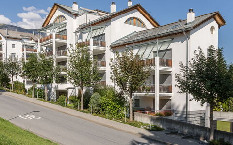 Val Mulin 14.1: Indkørsel, Altan