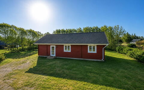 Taija - 200M to the Fjord: Græs, Tag, Hus, Sommerhus, Land Lot, Almindeligt, Landdistrikt, Skur, Garden Bygninger, Lawn