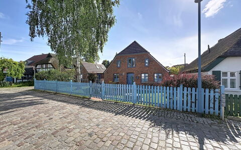 Dat Fischerhus: Hus, Boligområde, Hjem, Menneskelig Bosættelse, Sommerhus, Hegn, Indkørsel, Pol, Home Fencing, Forstad