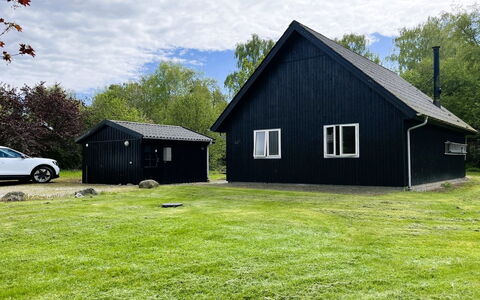 Zelda - 275M from the Sea: Græs, Hus, Tag, Almindeligt, Hjem, Land Lot, Sommerhus, Lawn, Landdistrikt, Sidespor