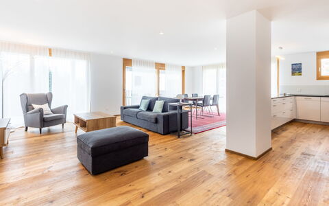 Taviarna Laax 1.9: Udvej, Estate, Hacienda, Altan, Ferieby, Svømmepøl, Hotel, Badeby, Landscaping