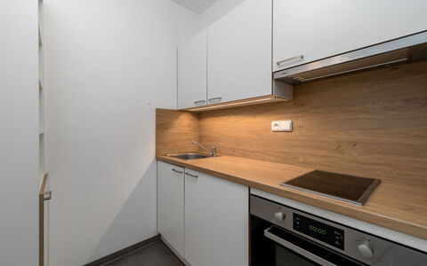 Janské Lázně 6: Indretning, Træ, Gulvbelægning, Countertop, Etage, Loft, Køkken, Lejlighed, Værelse, Cabinetry