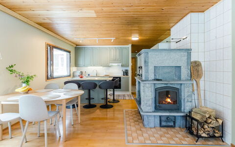 Mäntylä: Udvej, Estate, Hacienda, Altan, Ferieby, Svømmepøl, Hotel, Badeby, Landscaping