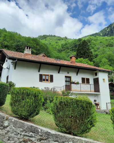 Casa Töira