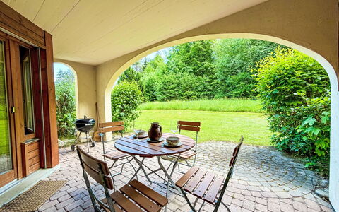 Runca 752: Udvej, Hotel, Ferieby