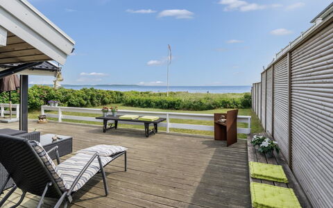 Wiebke - 50M from the Sea: Udvej, Hotel, Ferieby