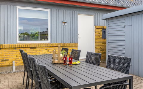 Lotte - 1.5Km from the Sea: Udvej, Hotel, Ferieby