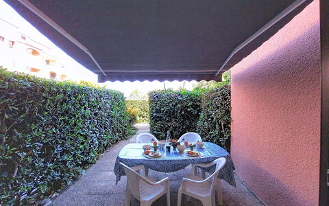 Le Tropique: Udvej, Hotel, Ferieby