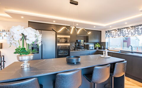 Spey House: Udvej, Hotel, Ferieby