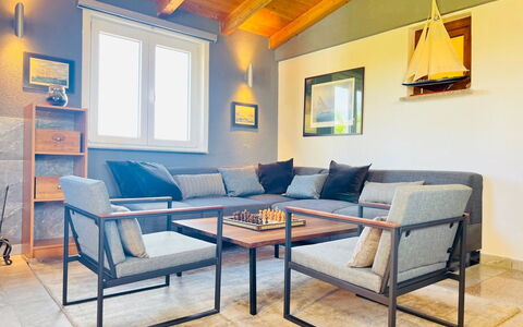 Larisa: Udvej, Hotel, Ferieby