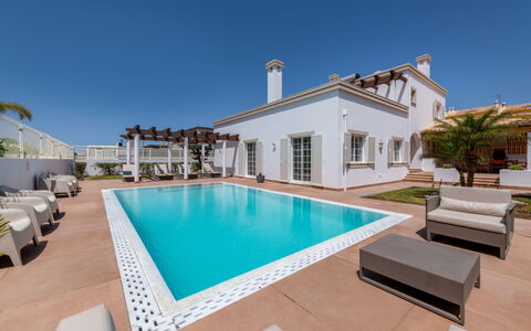 Villa Areias V6 Vip Properties: Udvej, Hotel, Ferieby