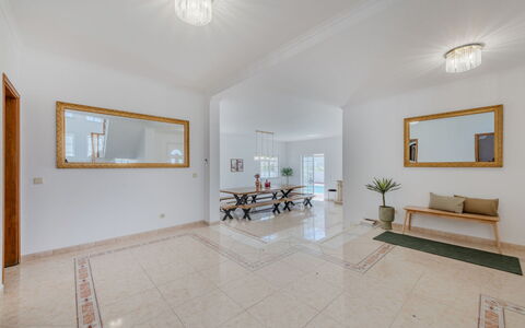 Villa Areias V6 Vip Properties: Udvej, Hotel, Ferieby