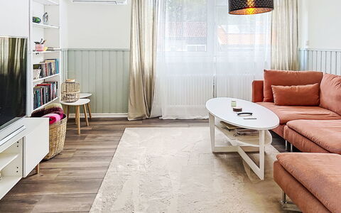 Gullahuset: Udvej, Hotel, Ferieby