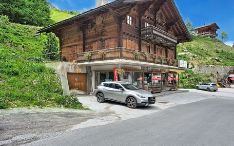 La Patrouille des Glaciers: Hill Station, Bjergkæde, Dal, Landsby, Bjerglandsby, Altan