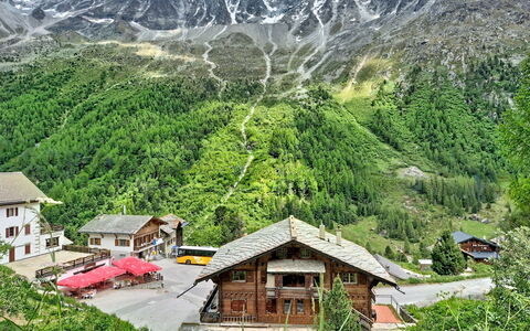 La Patrouille des Glaciers: Bjergrige Landskabsformer, Bjerg, Bakke, Bjergkæde, Hus, Highland, Hill Station, Landdistrikt, Dal, Landskab