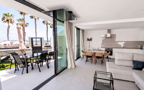 Sand, Sea and Love: Lejlighed, Skygge, Altan, Stol, Udendørs Møbler, Hotel, Penthouselejlighed
