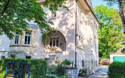 Villa Emma und Lotte: Træ, Møbel, Stol, Hav, Lejlighed, Altan, Ocean, Skygge, Udendørs Møbler, Bejdse