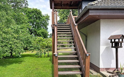 Schlönis Koppelblick: Svømmepøl, Boligområde, Thermae, Udvej, Kompositmateriale, Fritid, Estate, Kunstgræs, Hacienda, Villa