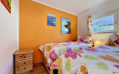 Wiek 200: Soveværelse, Gul, Hjem, Sengetøj, Indretning, Seng, Sengetøj, Sommerhus, Bed Frame, Loft