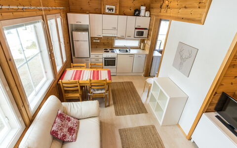 Reittitie 3: Møbel, Udendørs Møbler, Stol, Skygge, Udendørs Bord, Stueplante, Gårdhave, Gård, Design, Altan